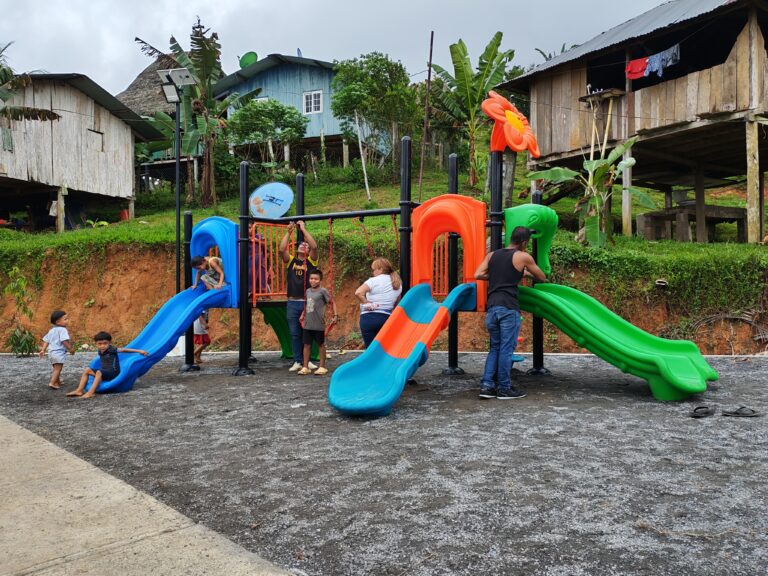 Nuevos espacios de recreación fortalecen la convivencia infantil y comunitaria en Chiriquí Grande.